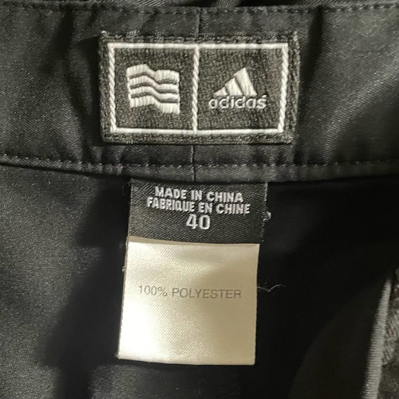 Adidas Black Pleated Front Golf Shorts 40 - Picture 3 of 4